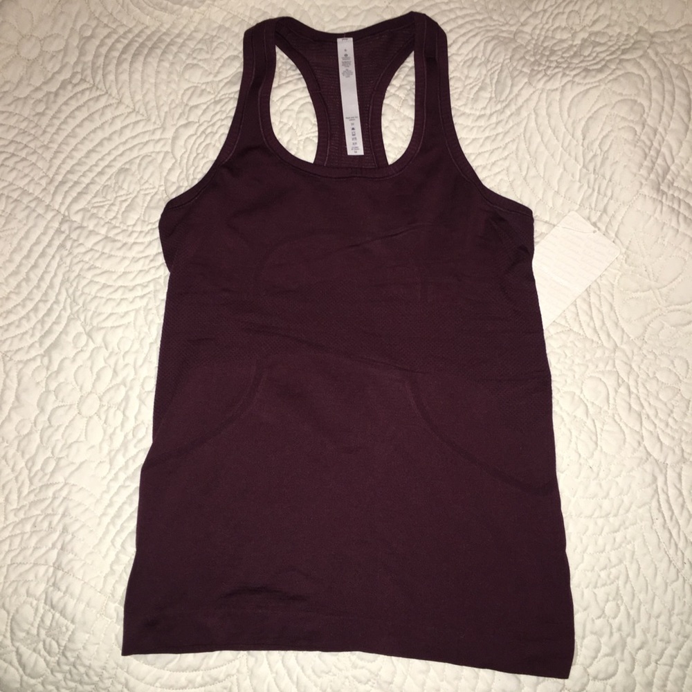 NWT Lululemon Swiftly Tech Racerback Size 6
